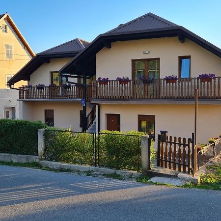 Apartman Nika Otocac Exterior photo