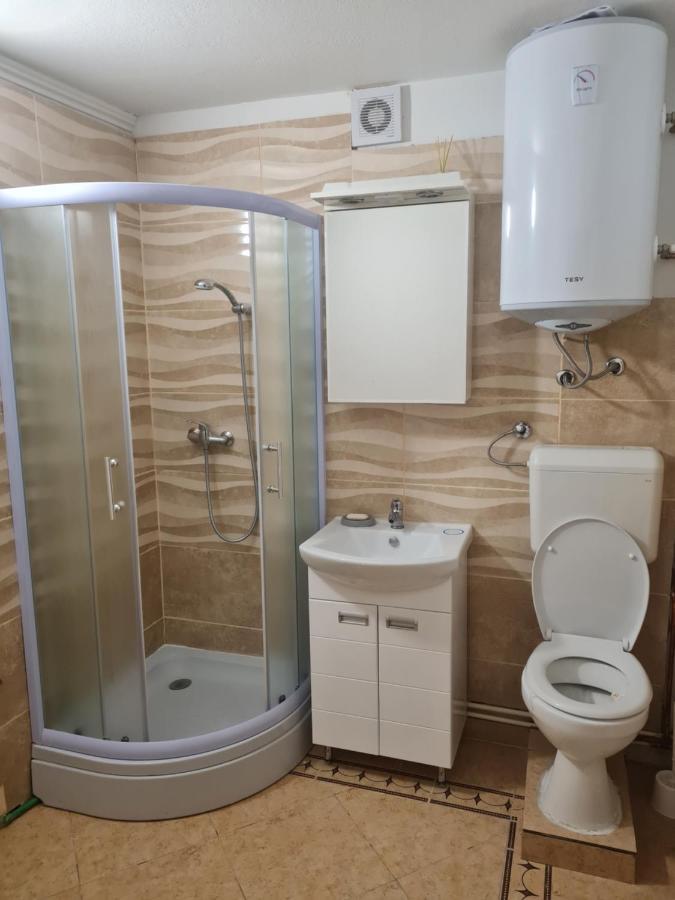 Apartman Nika Otocac Exterior photo