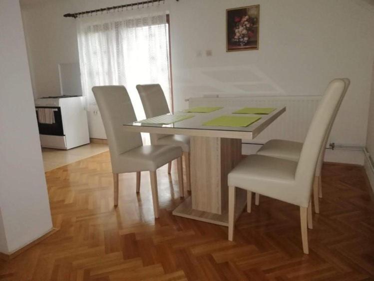 Apartman Nika Otocac Exterior photo